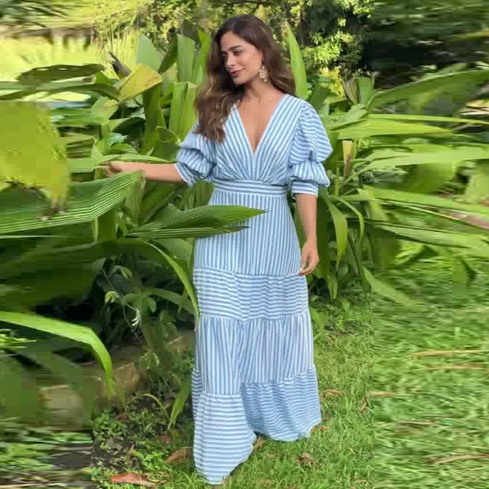 Forever 21 Round-Neck Striped Half Sleeve Blue Casual Dress